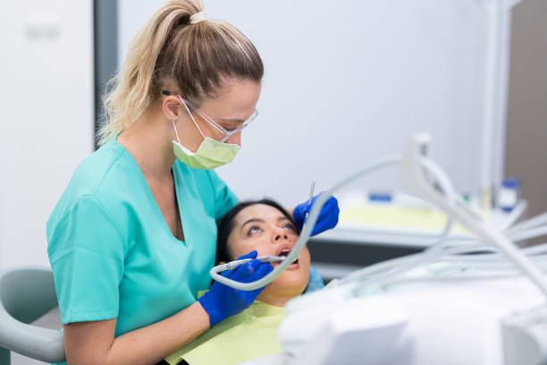 Best Cosmetic Emergency Dentistry in Hamshire, TX